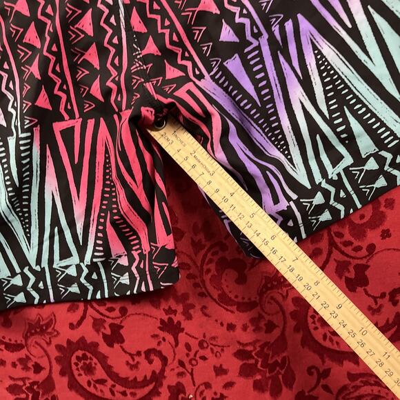 Hurley Phantom Board Shorts Swimwear Mens 28 Hawaiian Tribal 90s All Over Print - Picture 9 of 10